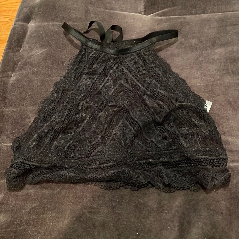 EUC Aerie High Neck Lace Bralette Medium